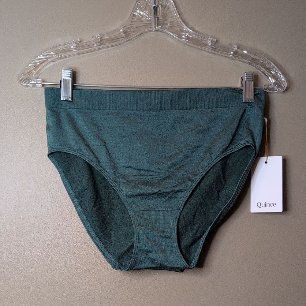 NWT Quince green High-Waisted Brief size Large smoothing seamless intimates (3)